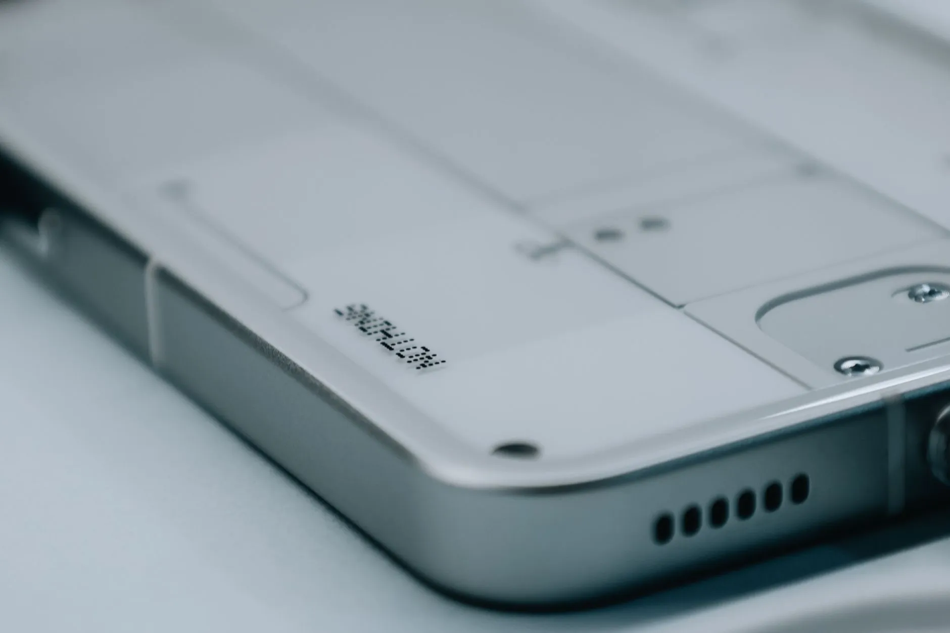 5G基站射频模块散热设计中的关键材料与工艺选型分析正文配图 1